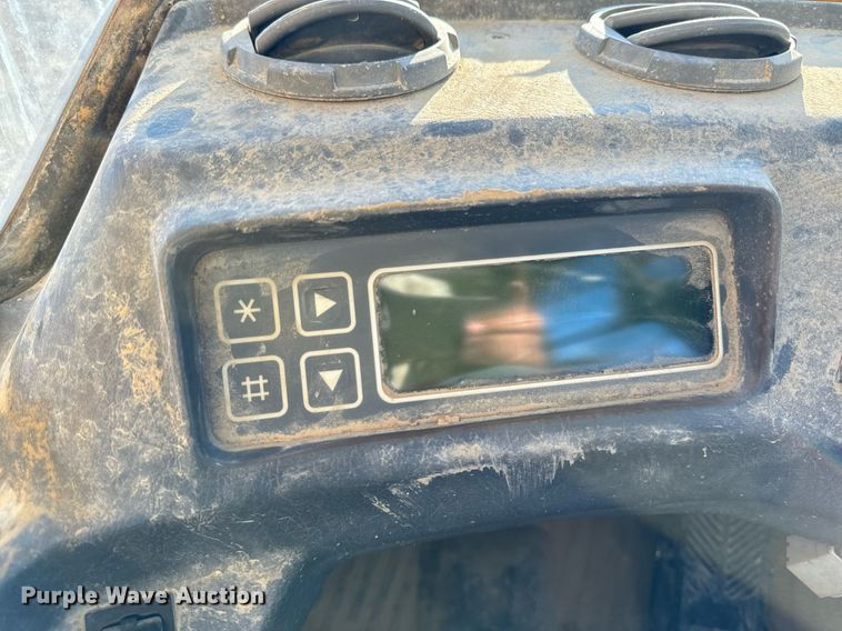 image for item DW2427 2000 Volvo L120C wheel loader