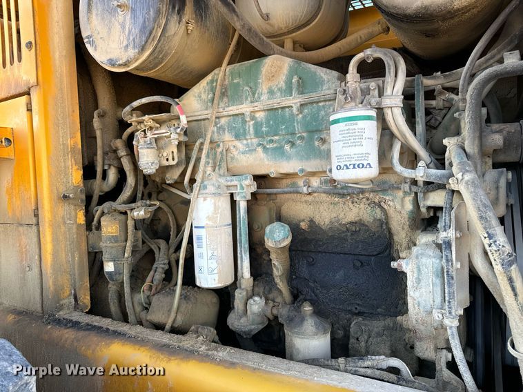 image for item DW2427 2000 Volvo L120C wheel loader