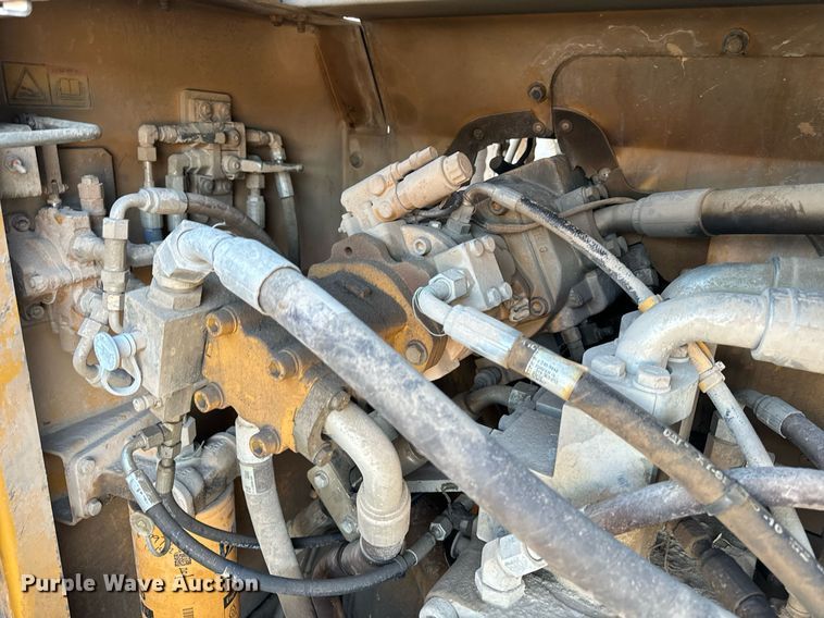 image for item DW2428 2008 Caterpillar 365C L excavator