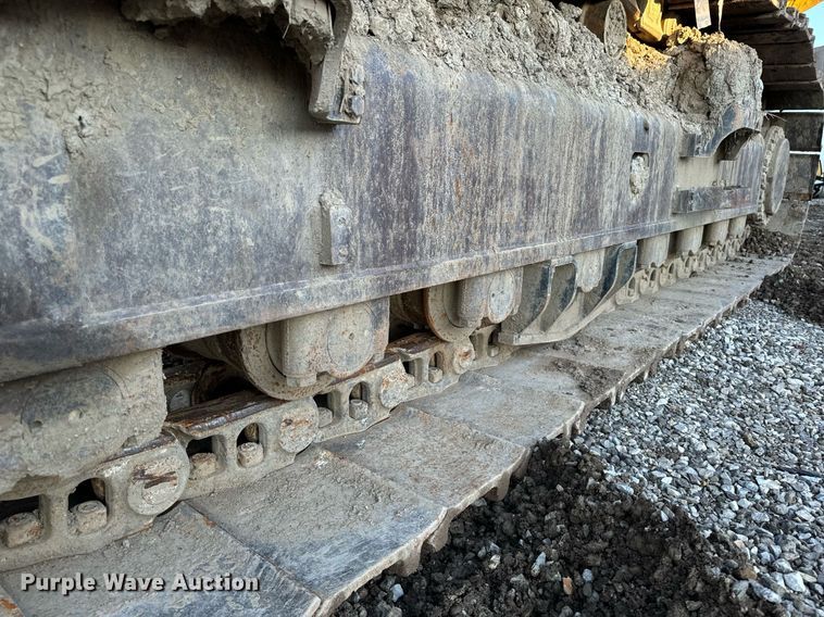 image for item DW2428 2008 Caterpillar 365C L excavator