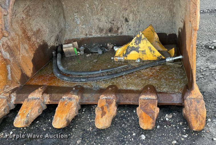 image for item DW2428 2008 Caterpillar 365C L excavator