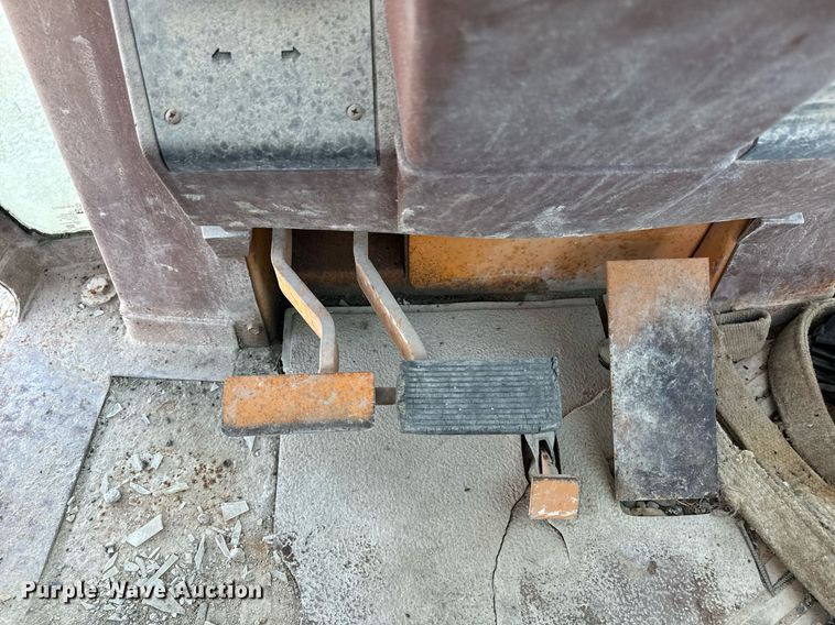 image for item DW2429 1991 Case 580 Super K backhoe