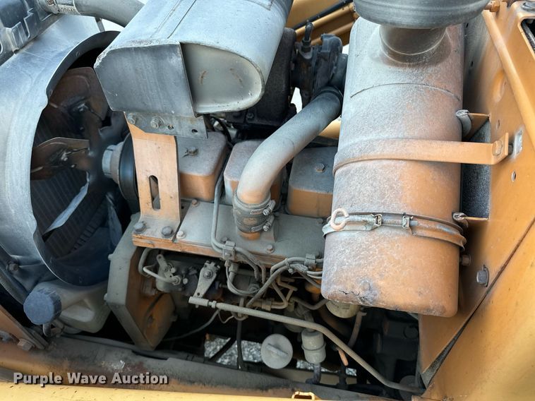 image for item DW2429 1991 Case 580 Super K backhoe