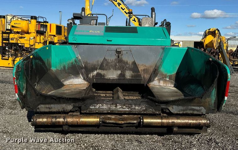 image for item DW2432 2009 Vogele Vision 5200-2 paver