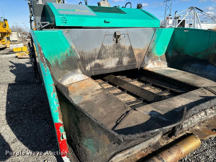 image for item DW2432 2009 Vogele Vision 5200-2 paver