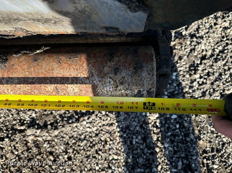 image for item DW2432 2009 Vogele Vision 5200-2 paver