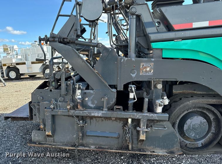 image for item DW2432 2009 Vogele Vision 5200-2 paver