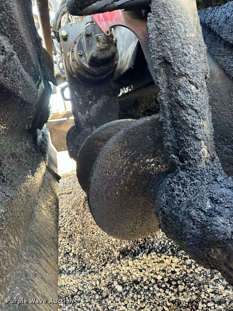 image for item DW2432 2009 Vogele Vision 5200-2 paver