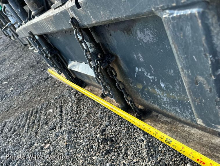 image for item DW2432 2009 Vogele Vision 5200-2 paver