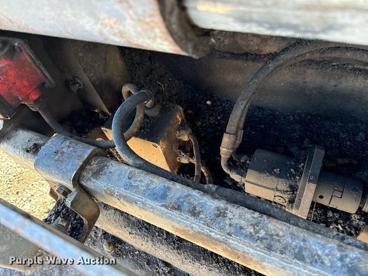 image for item DW2432 2009 Vogele Vision 5200-2 paver