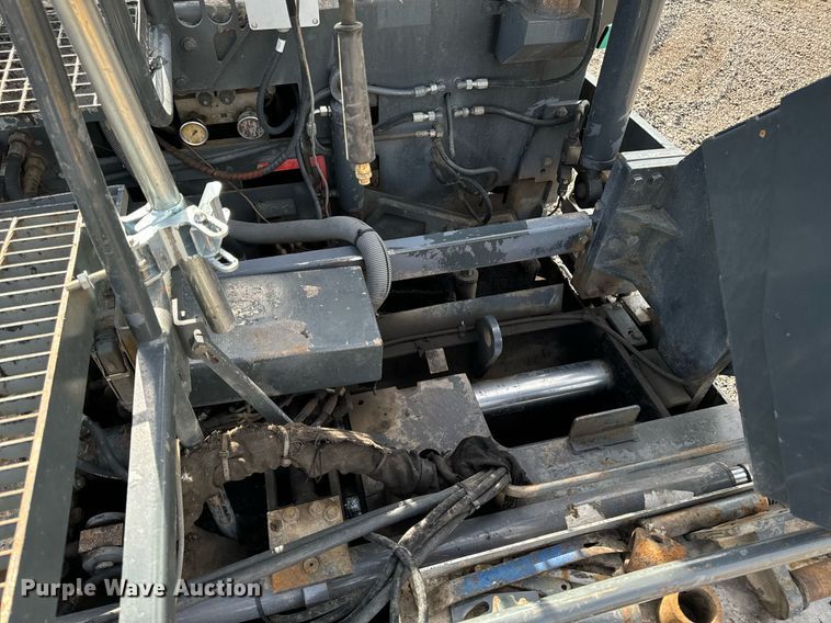 image for item DW2432 2009 Vogele Vision 5200-2 paver