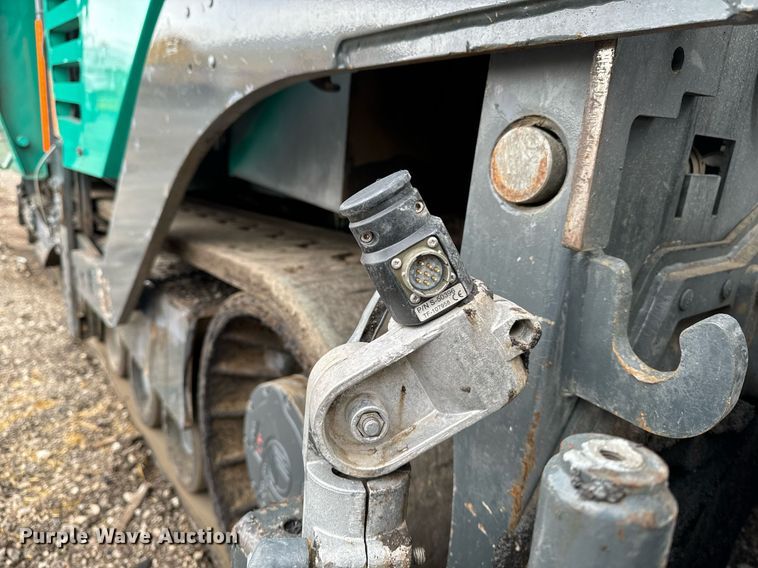 image for item DW2432 2009 Vogele Vision 5200-2 paver