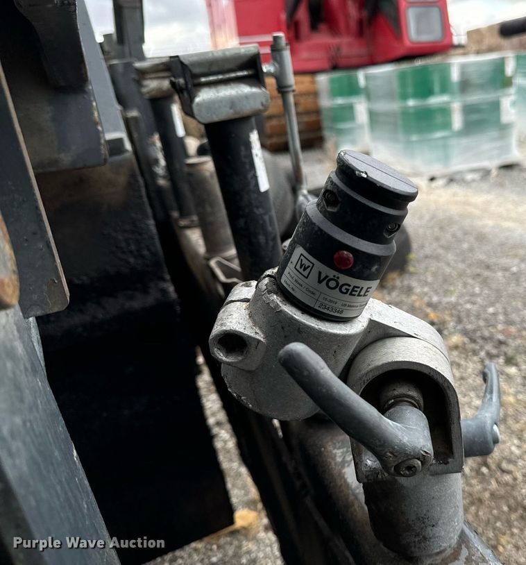 image for item DW2432 2009 Vogele Vision 5200-2 paver