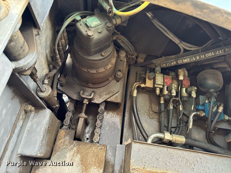 image for item DW2432 2009 Vogele Vision 5200-2 paver