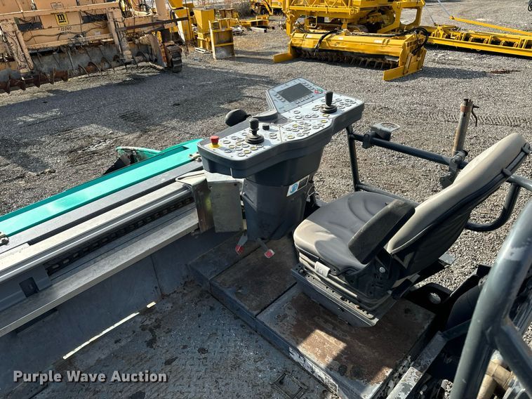 image for item DW2432 2009 Vogele Vision 5200-2 paver