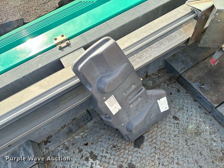 image for item DW2432 2009 Vogele Vision 5200-2 paver