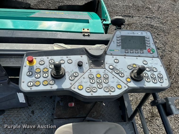 image for item DW2432 2009 Vogele Vision 5200-2 paver