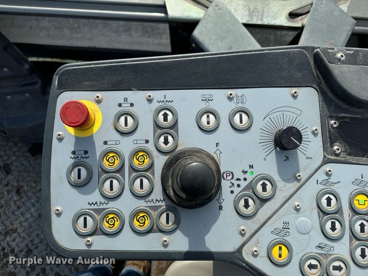 image for item DW2432 2009 Vogele Vision 5200-2 paver