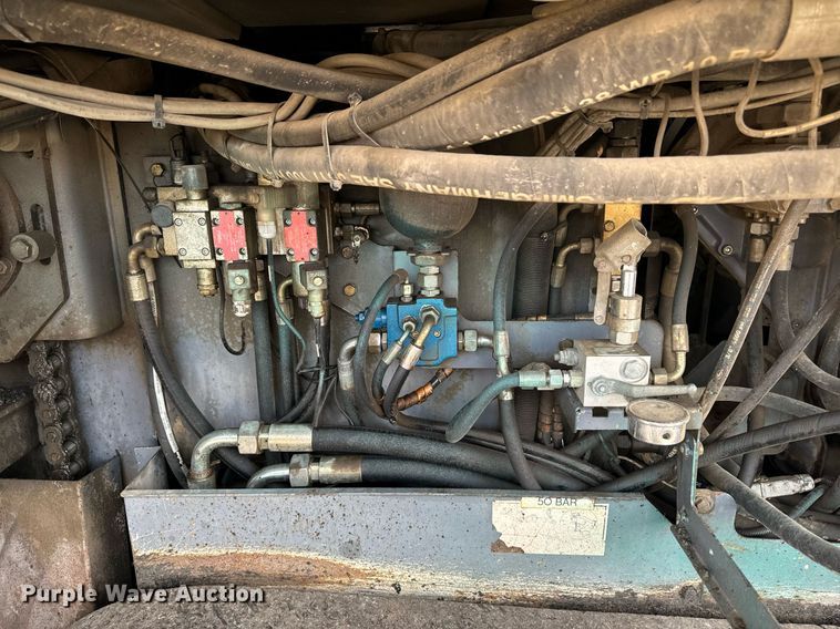 image for item DW2432 2009 Vogele Vision 5200-2 paver