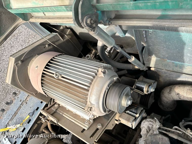 image for item DW2432 2009 Vogele Vision 5200-2 paver