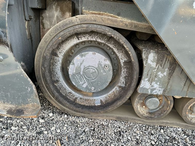 image for item DW2432 2009 Vogele Vision 5200-2 paver