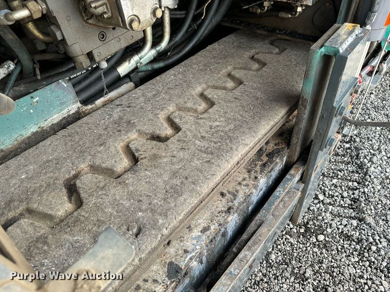 image for item DW2432 2009 Vogele Vision 5200-2 paver