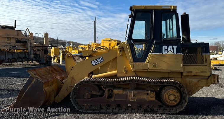 image for item DW2433 1981 Caterpillar 953 track loader