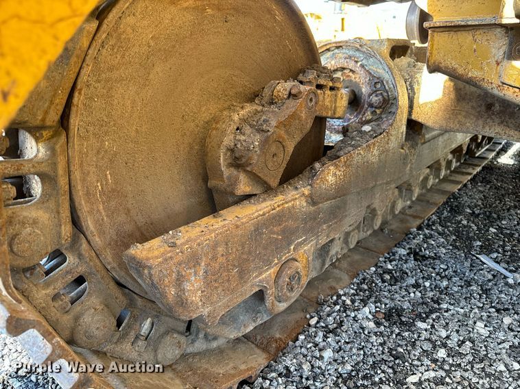 image for item DW2433 1981 Caterpillar 953 track loader