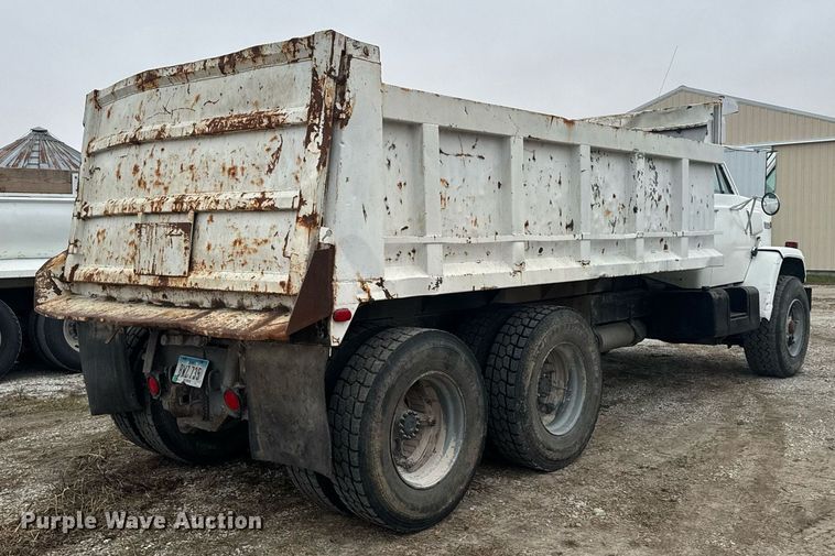 image for item DW2438 1978 GMC Brigadier dump truck