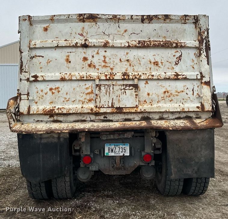 image for item DW2438 1978 GMC Brigadier dump truck