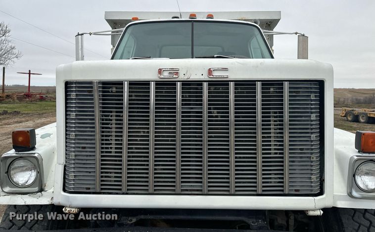 image for item DW2438 1978 GMC Brigadier dump truck