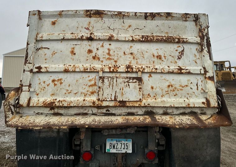 image for item DW2438 1978 GMC Brigadier dump truck