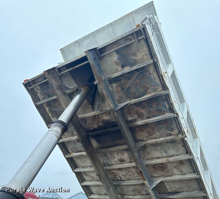 image for item DW2438 1978 GMC Brigadier dump truck