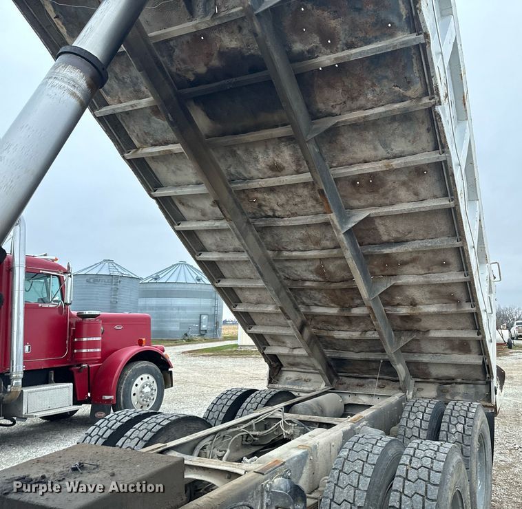 image for item DW2438 1978 GMC Brigadier dump truck