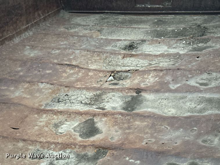 image for item DW2438 1978 GMC Brigadier dump truck