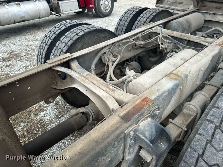 image for item DW2438 1978 GMC Brigadier dump truck