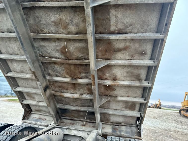 image for item DW2438 1978 GMC Brigadier dump truck