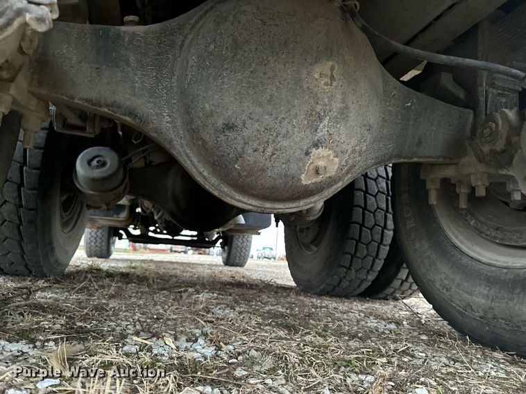 image for item DW2438 1978 GMC Brigadier dump truck