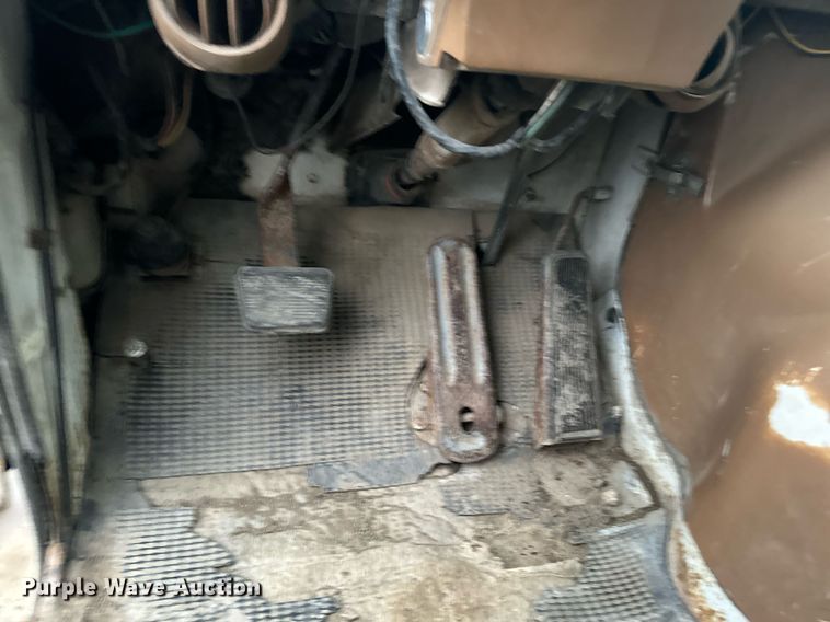 image for item DW2438 1978 GMC Brigadier dump truck