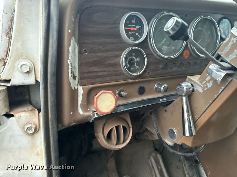 image for item DW2438 1978 GMC Brigadier dump truck