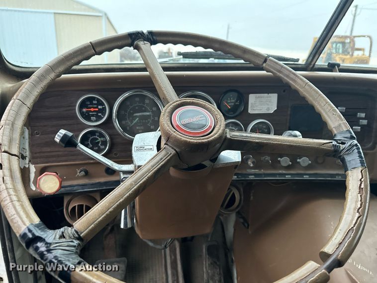 image for item DW2438 1978 GMC Brigadier dump truck