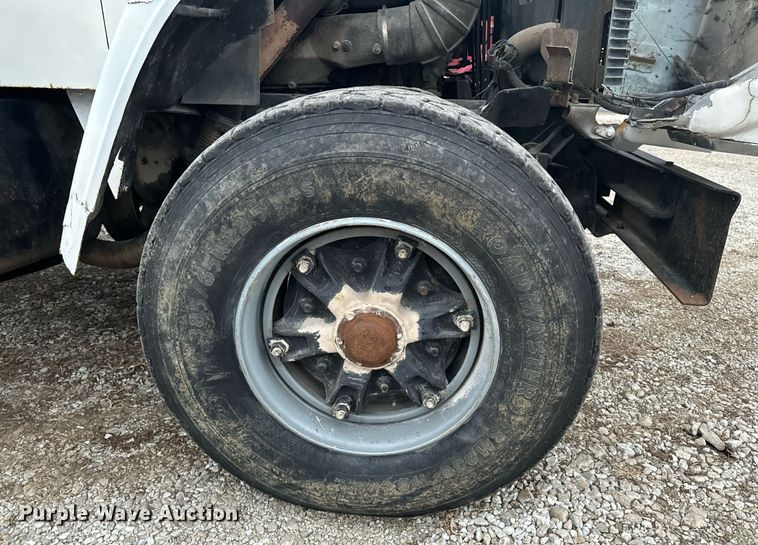 image for item DW2438 1978 GMC Brigadier dump truck