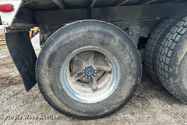 image for item DW2438 1978 GMC Brigadier dump truck