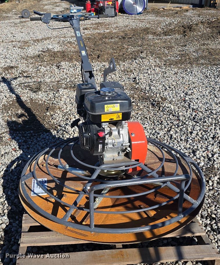 image for item DW3920 2019 Husqvarna BG479F power trowel