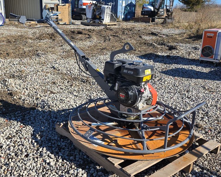 image for item DW3920 2019 Husqvarna BG479F power trowel