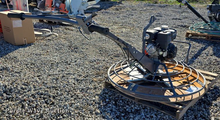 image for item DW3920 2019 Husqvarna BG479F power trowel