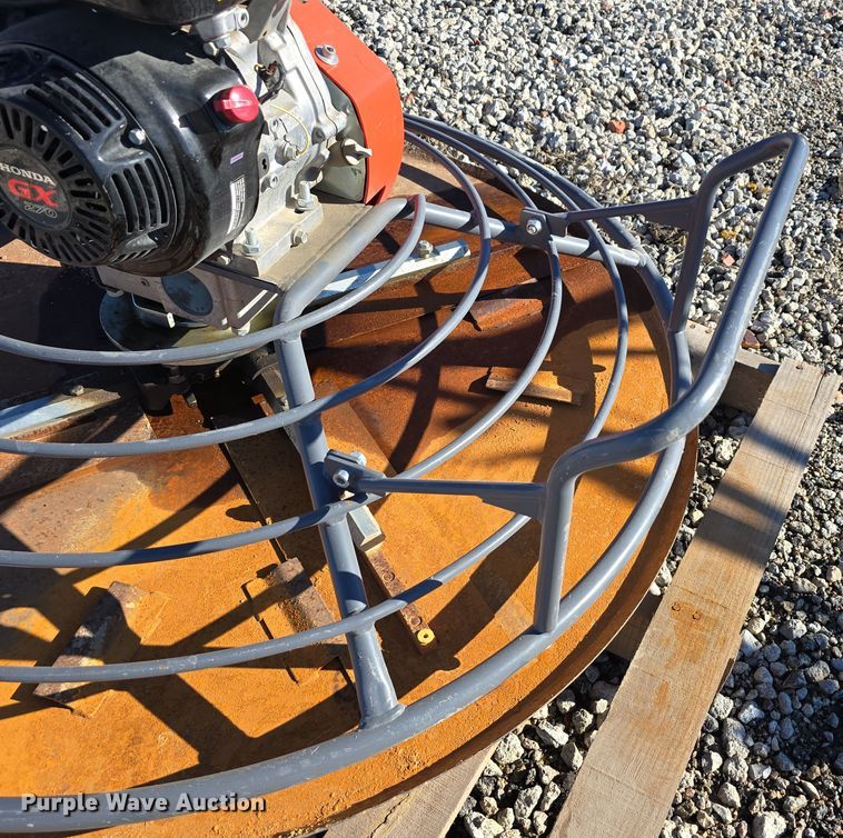 image for item DW3920 2019 Husqvarna BG479F power trowel