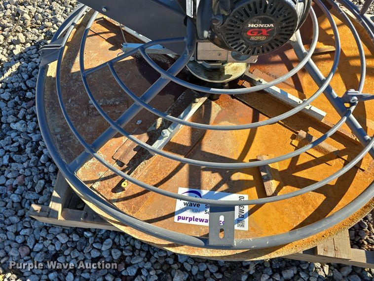 image for item DW3920 2019 Husqvarna BG479F power trowel