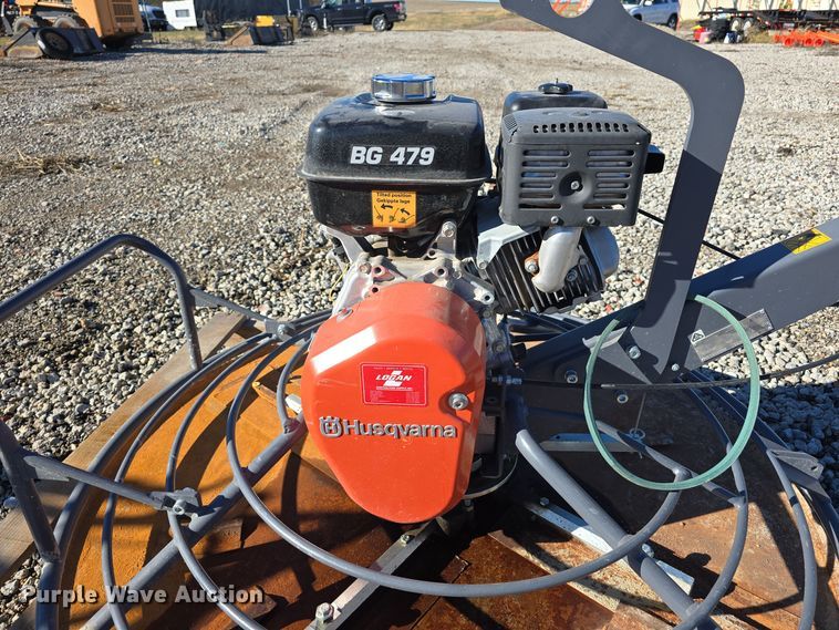 image for item DW3920 2019 Husqvarna BG479F power trowel