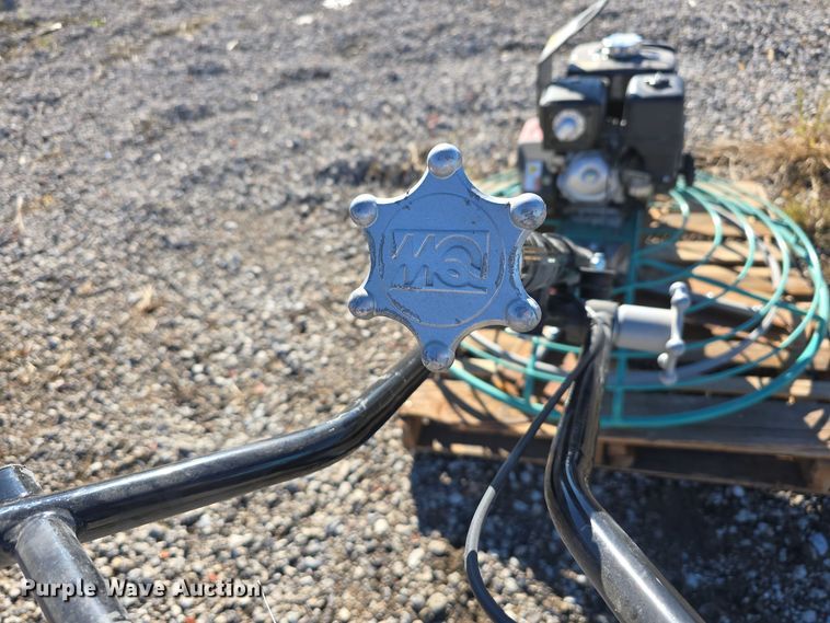 image for item DW3921 2020 Multiquip Whiteman B46H90 power trowel